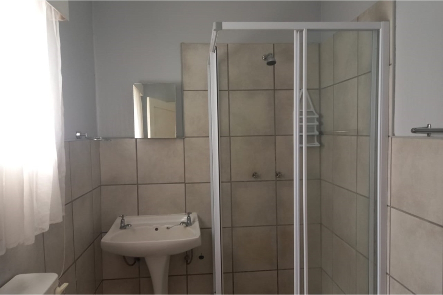 2 Bedroom Property for Sale in Albertinia Western Cape